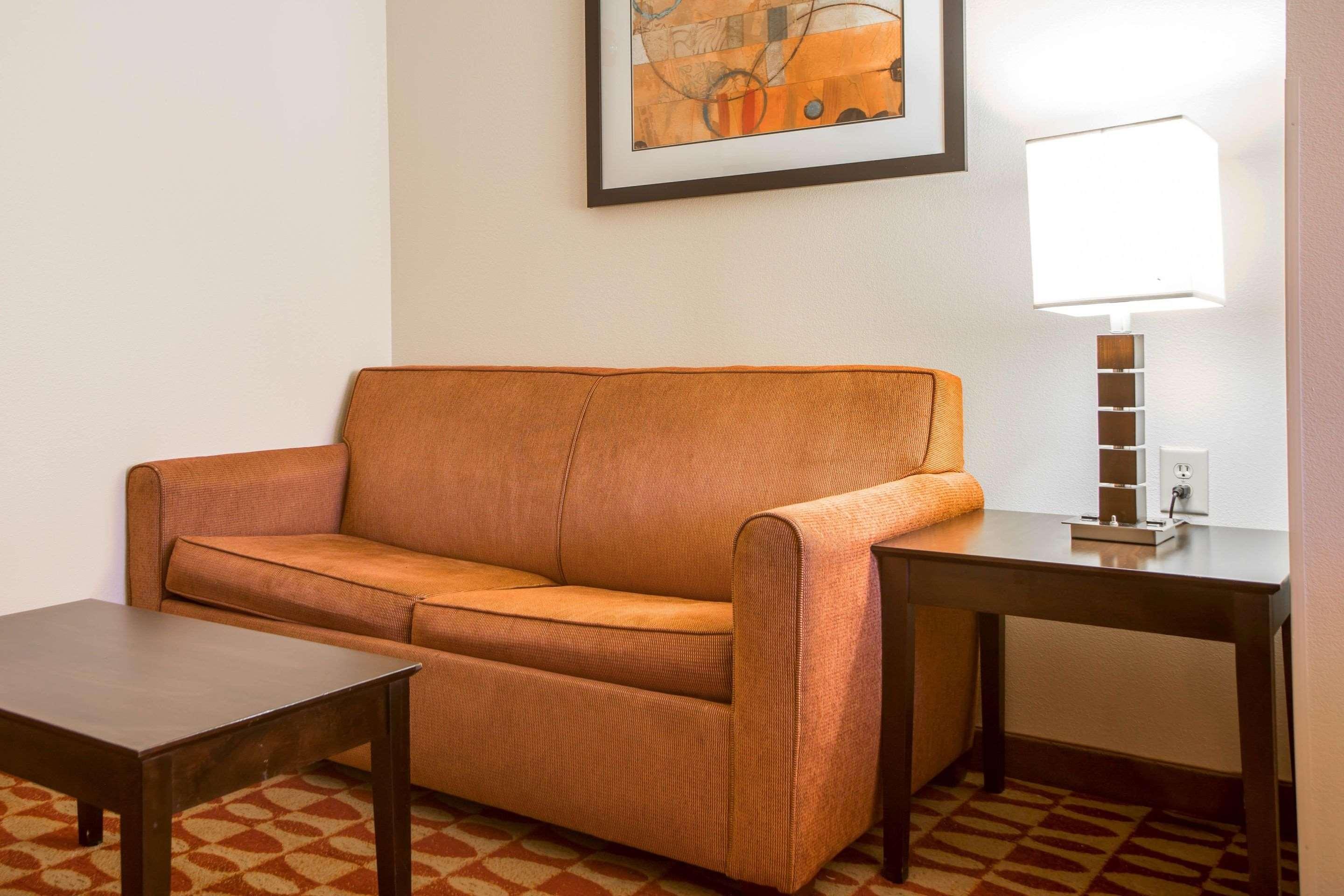 Comfort Inn & Suites Augusta Fort Eisenhower Area Extérieur photo