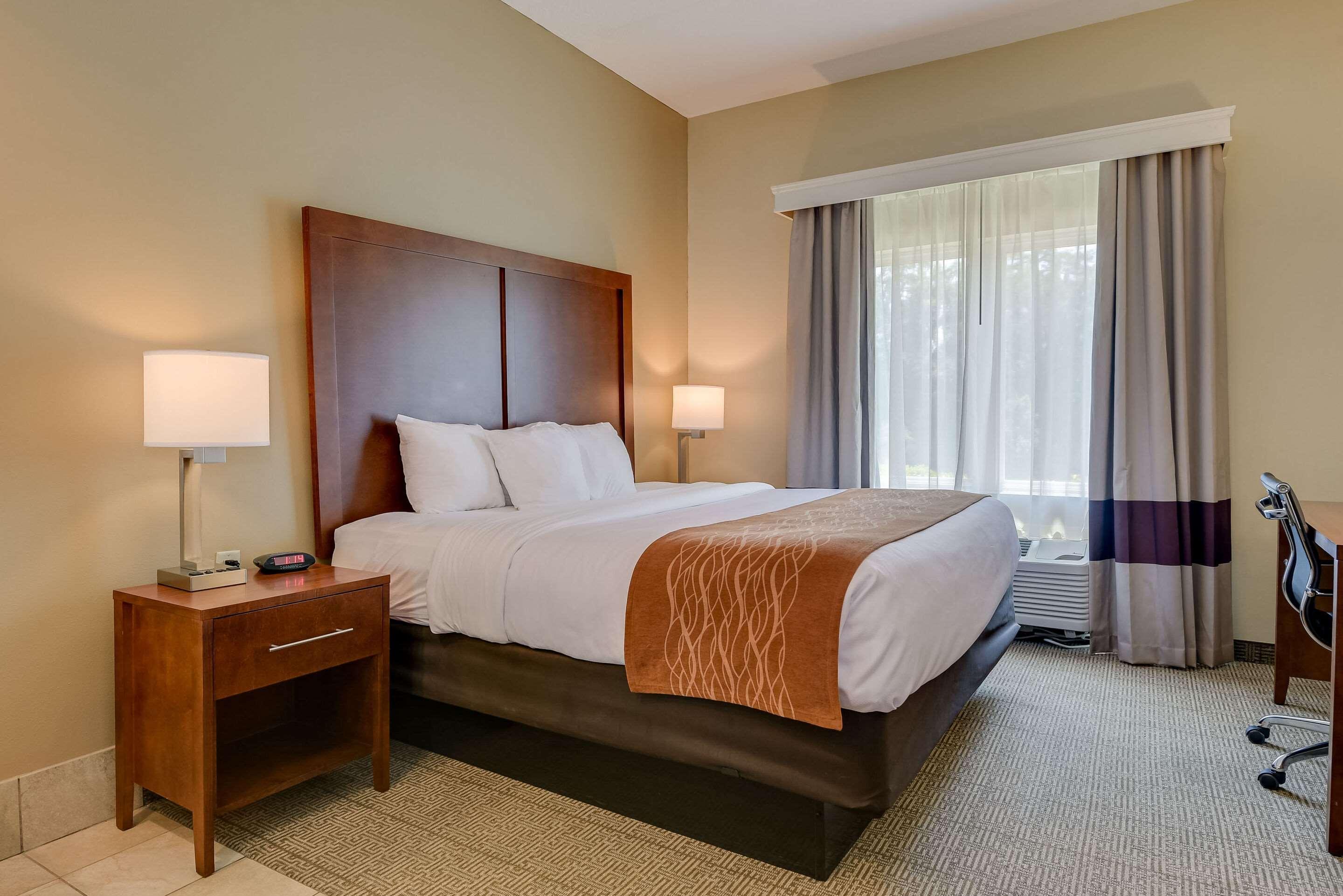 Comfort Inn & Suites Augusta Fort Eisenhower Area Extérieur photo