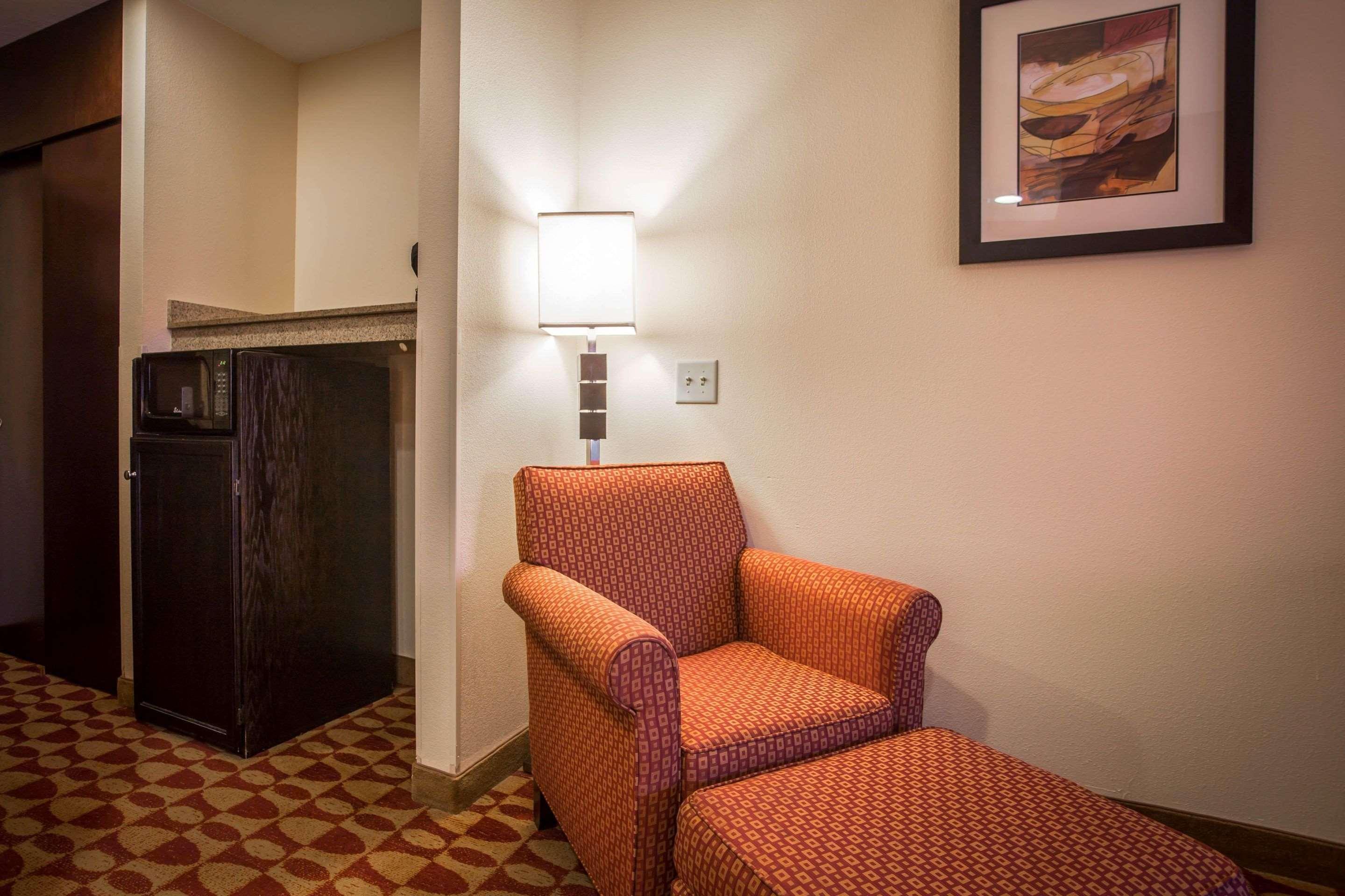 Comfort Inn & Suites Augusta Fort Eisenhower Area Extérieur photo