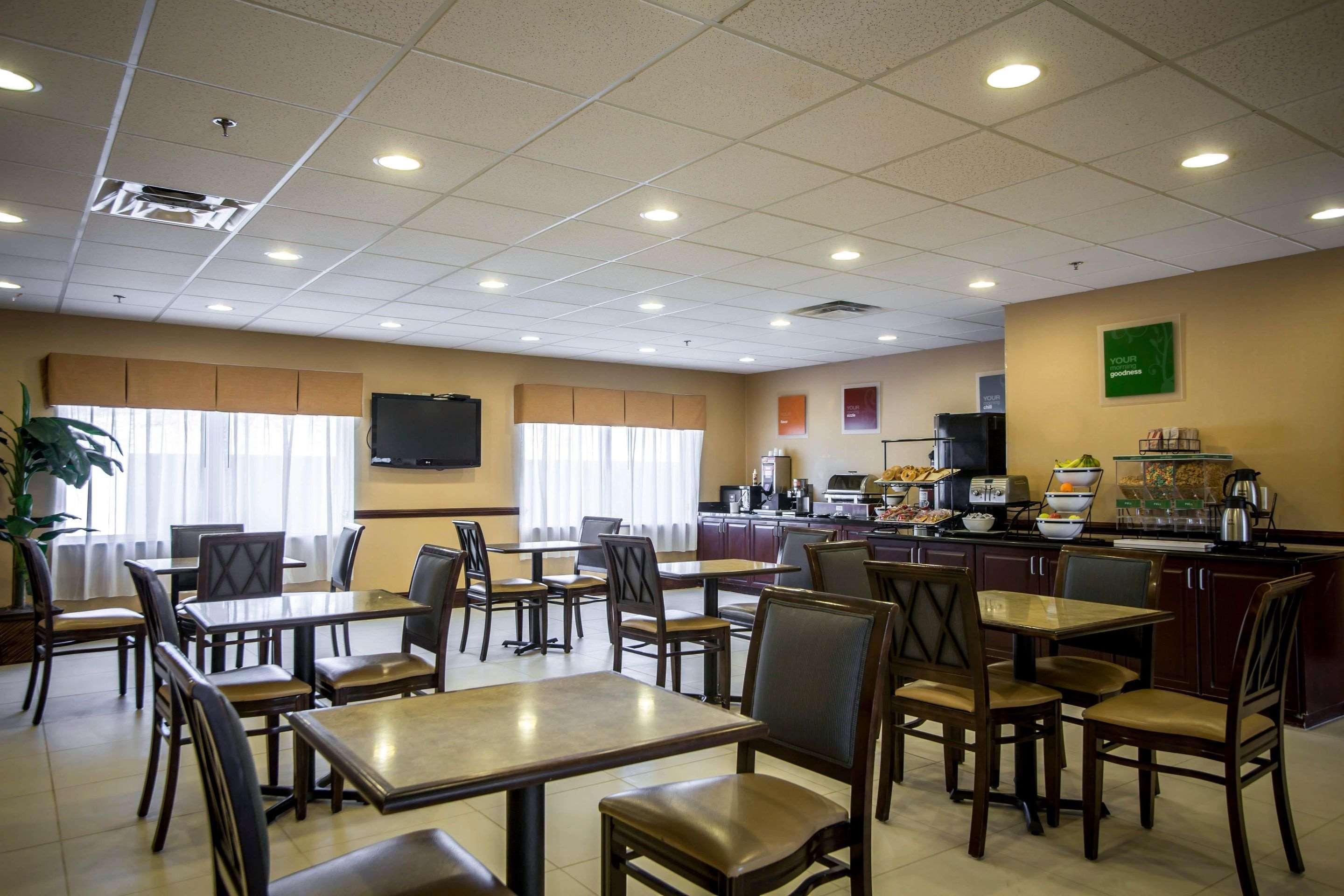 Comfort Inn & Suites Augusta Fort Eisenhower Area Extérieur photo