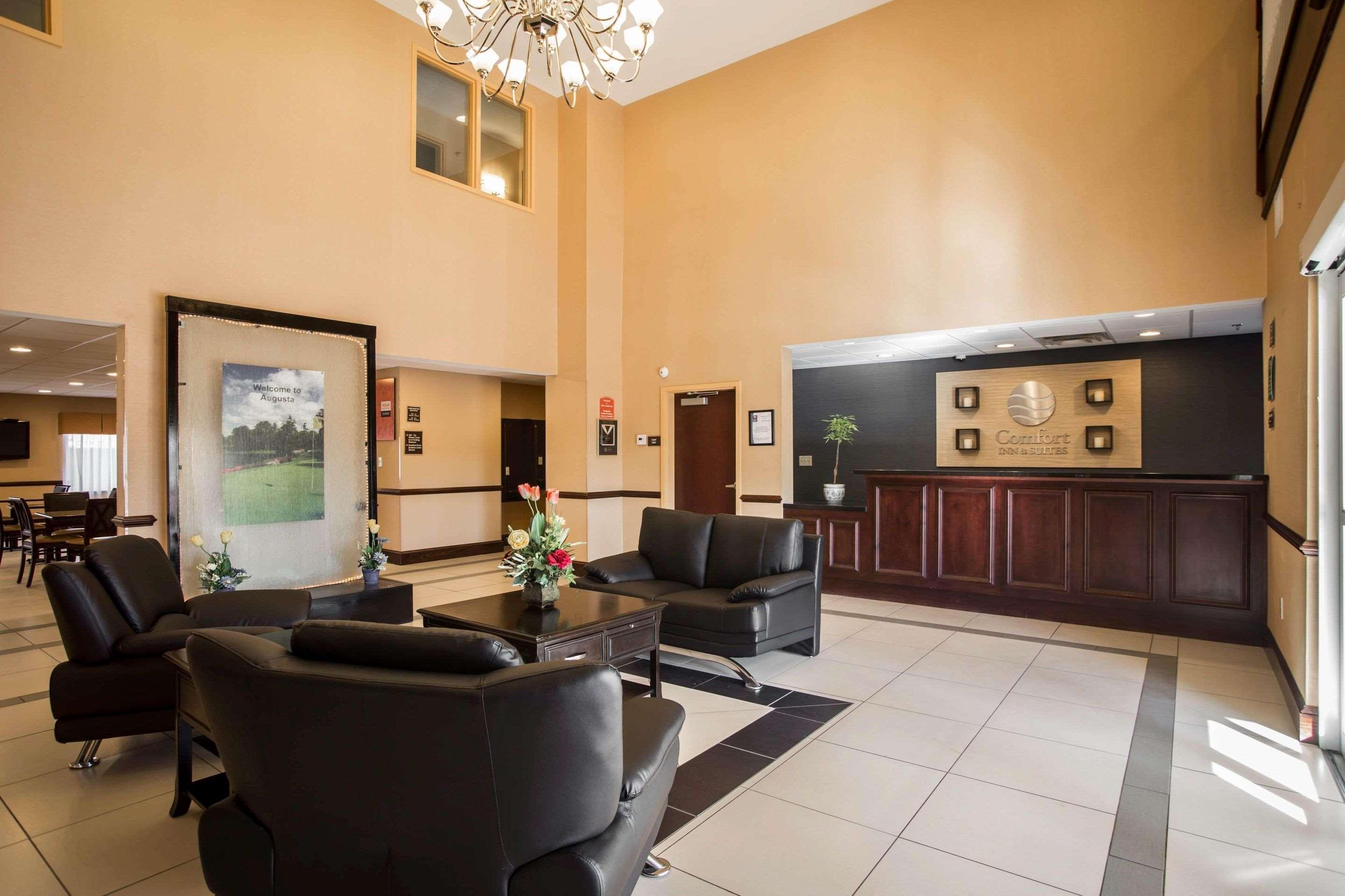 Comfort Inn & Suites Augusta Fort Eisenhower Area Extérieur photo